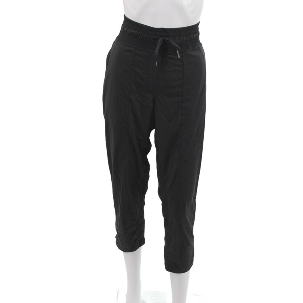Lululemon Women Capri Pants Black Nylon Drawstring Size 6
